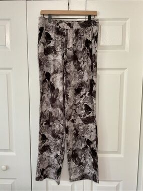 Kim Gravel Printed Wide-Leg Cabana Women’s Pants - brown Marble